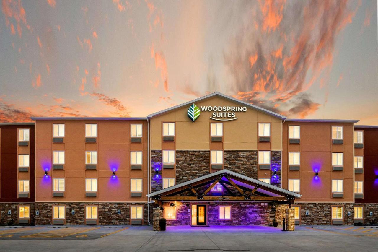 Woodspring Suites Davenport Quad Cities מראה חיצוני תמונה