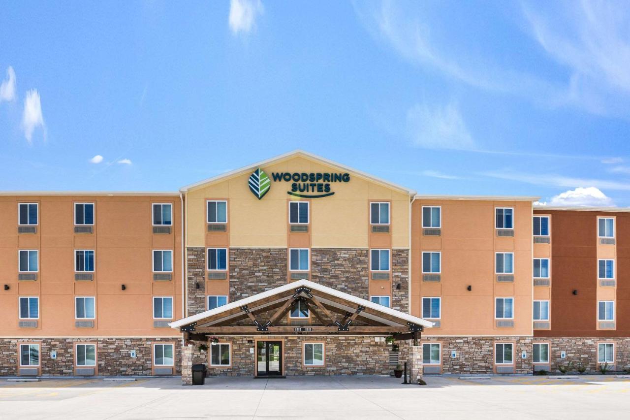 Woodspring Suites Davenport Quad Cities מראה חיצוני תמונה