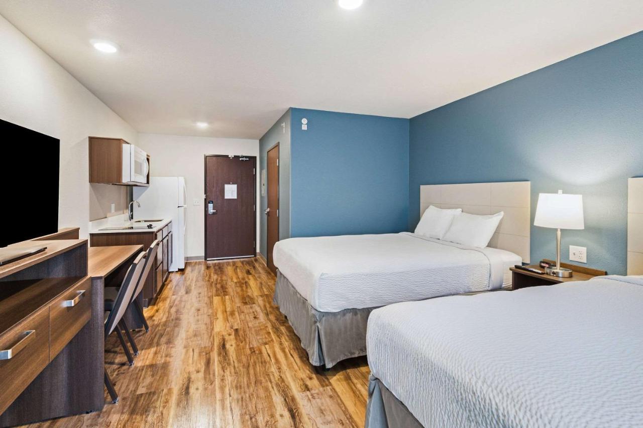 Woodspring Suites Davenport Quad Cities מראה חיצוני תמונה